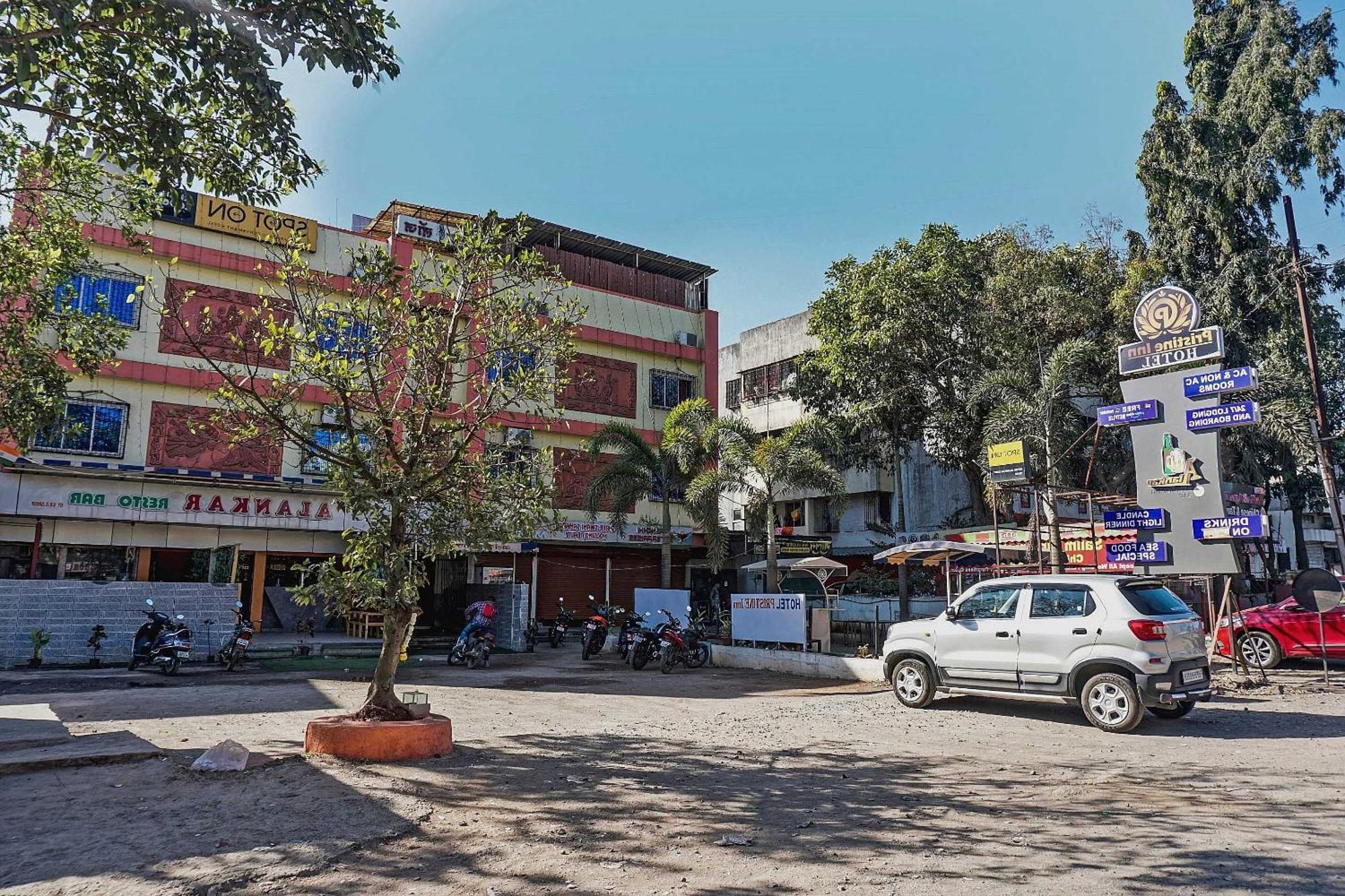 Collection O Shreya Hotel Talegaon Dabhade Exterior photo