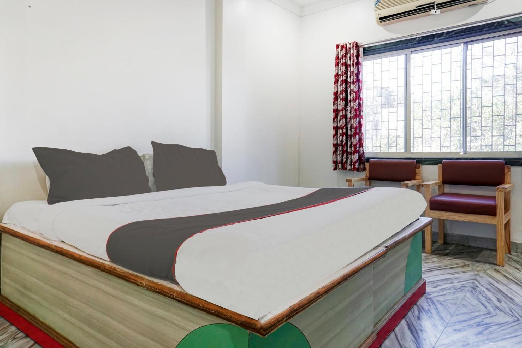 Collection O Shreya Hotel Talegaon Dabhade Exterior photo